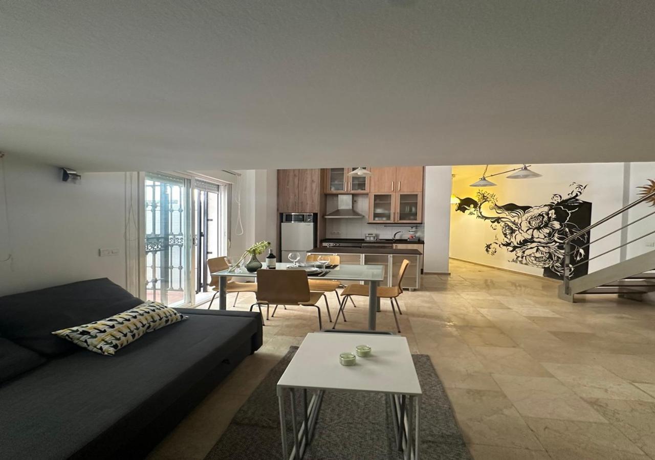 Home Art Refino Malaga Ngoại thất bức ảnh